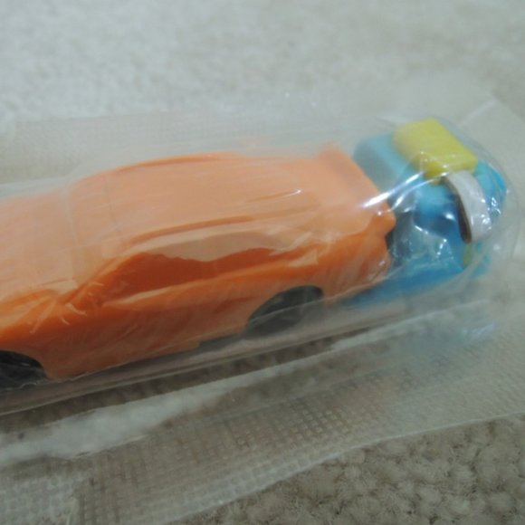 Zip Strip Racer Car Cereal Premium Rip N Zip Plastic Toy Car Collectible SEALED - Picture 2 of 6